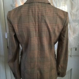 Women brown check jacket three pockets